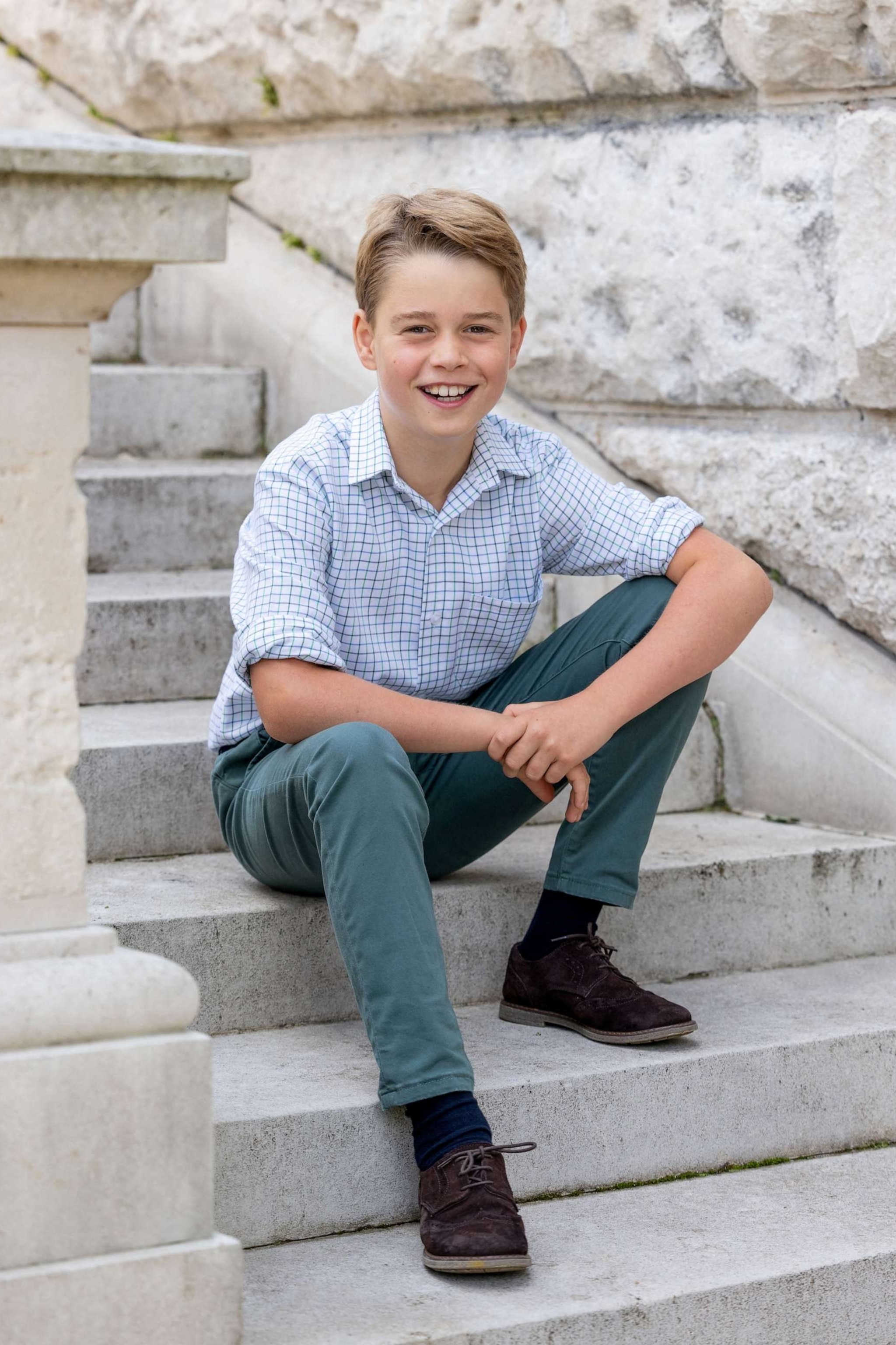 How Old Is Prince George 2024 Issi Rhetta