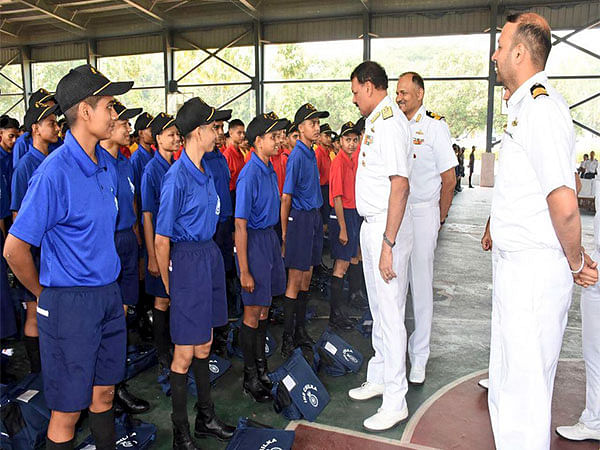 Indian Navy S Chief Of Personnel Interacts With First Batch Of