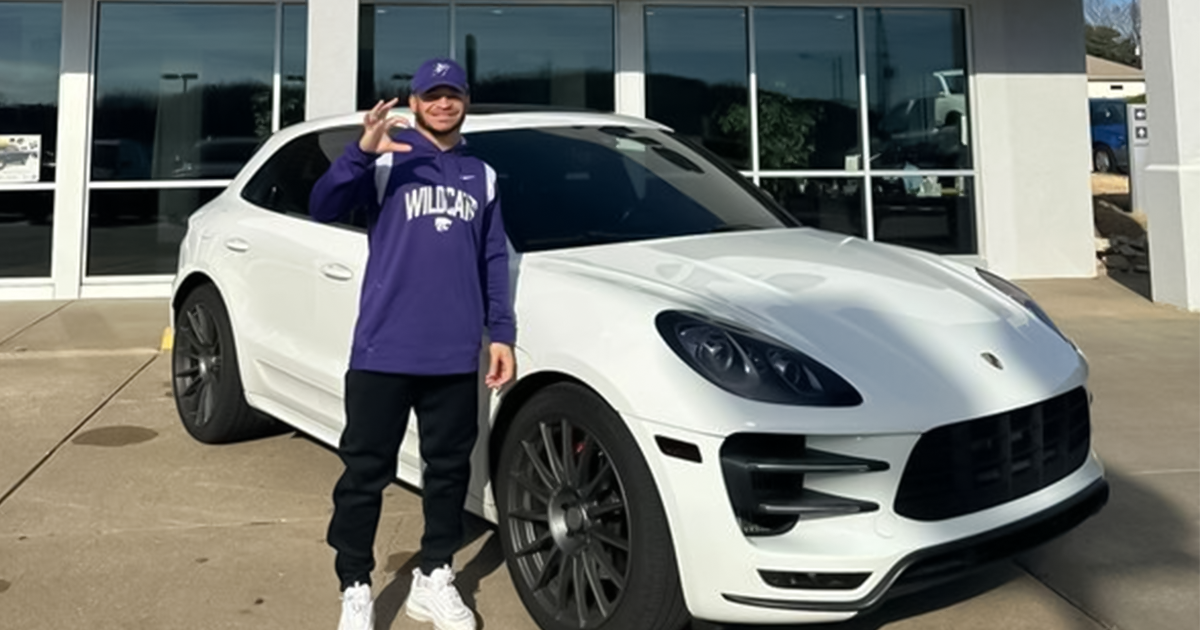 K State Amp 39 S Deuce Vaughn Rocking Porsche Cayenne With Nil Deal