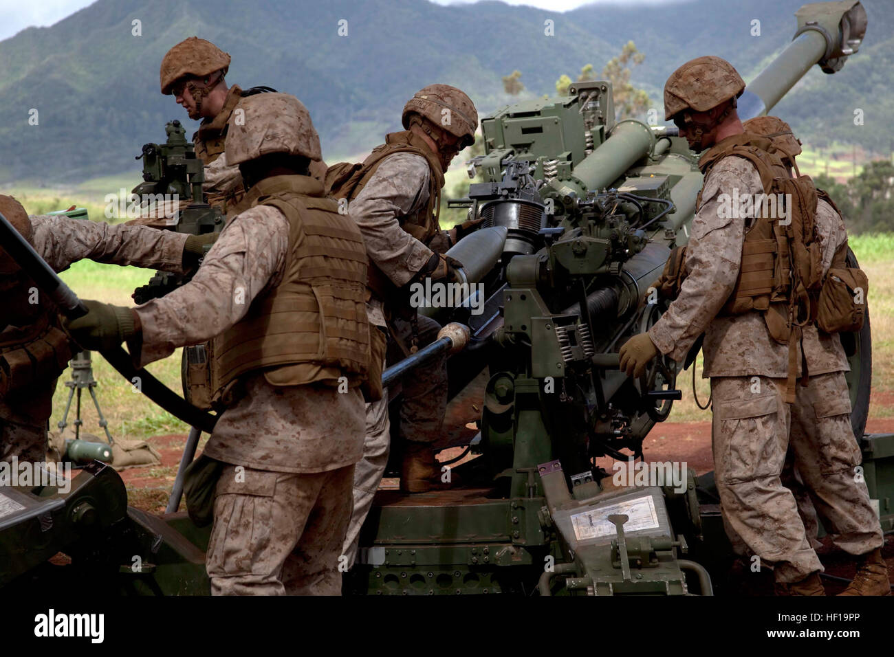 Marines With 1St Battalion 12Th Marine Regiment Bravo Battery