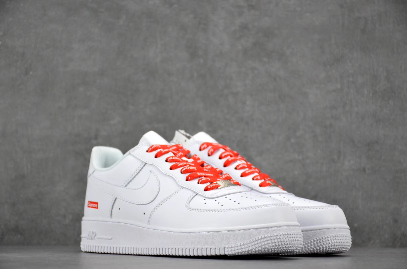 Nike Air Force 1 Low Supreme White Exclusivo Modelo Exclusive Shop