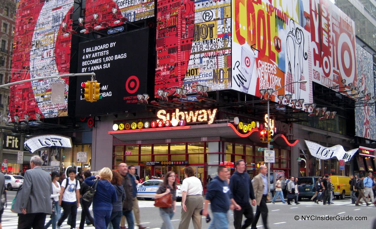 Nyc Subway Pet Policy Pets On Nyc Public Transport Pet Friendly Travel