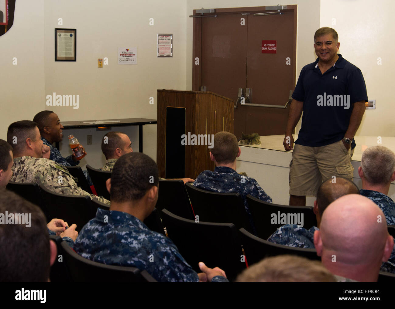 Retired U S Navy Master Chief Hi Res Stock Photography And Images Alamy