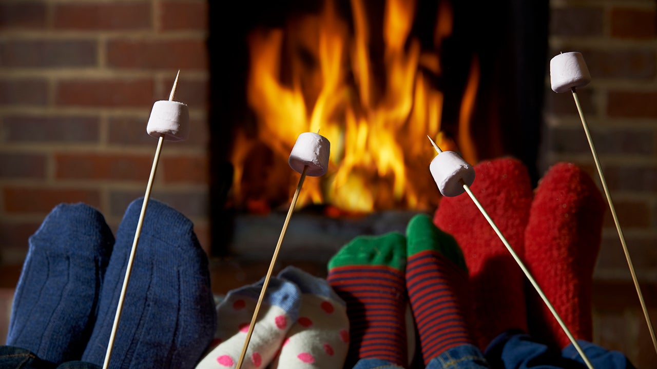 These Are My Fave Cold Weather Hacks To Stay Warm In The Winter Life Hacks Adulting Tips Winter