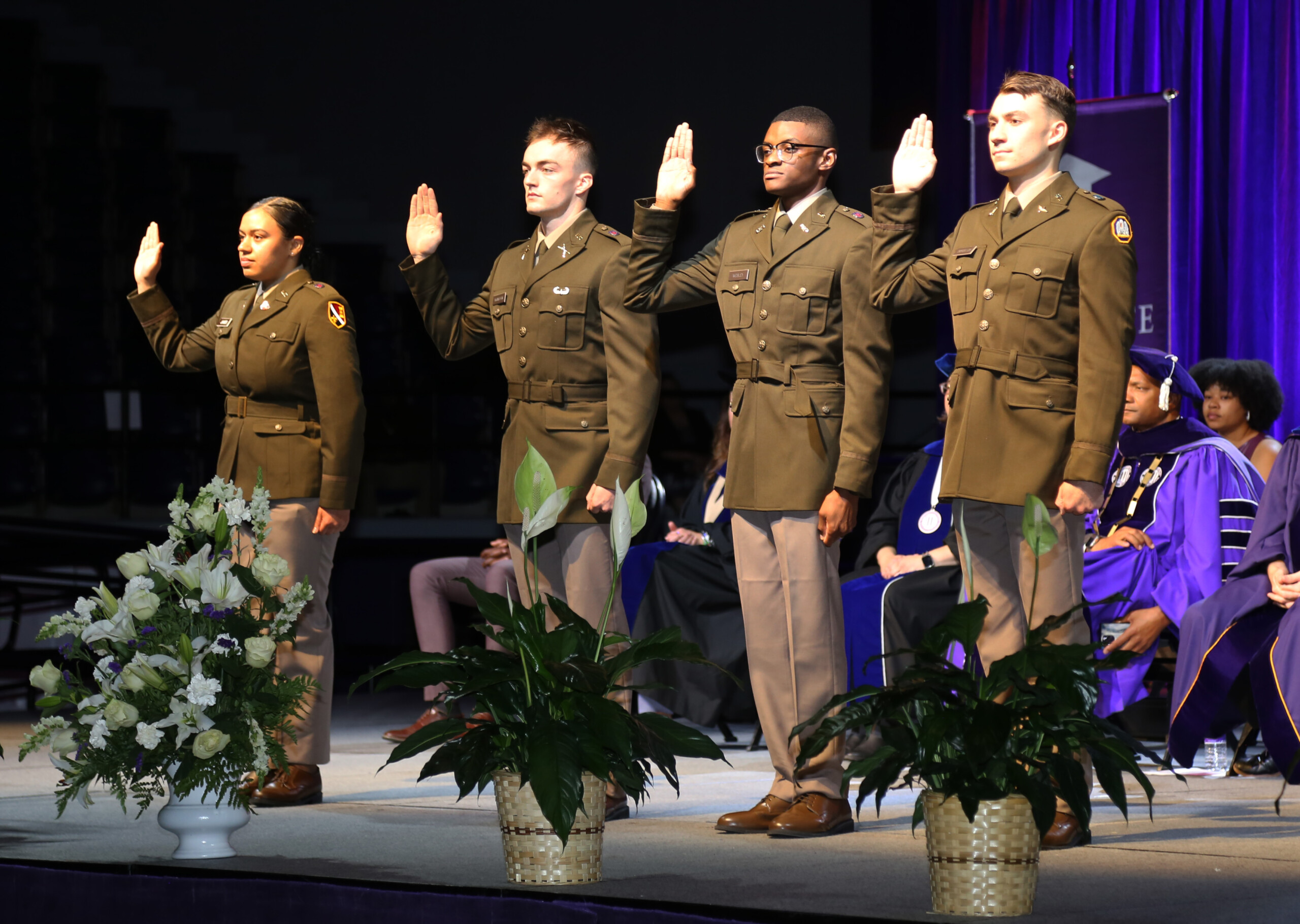 Turning Cadets Into Lieutenants Northwestern Rotc Trains Future