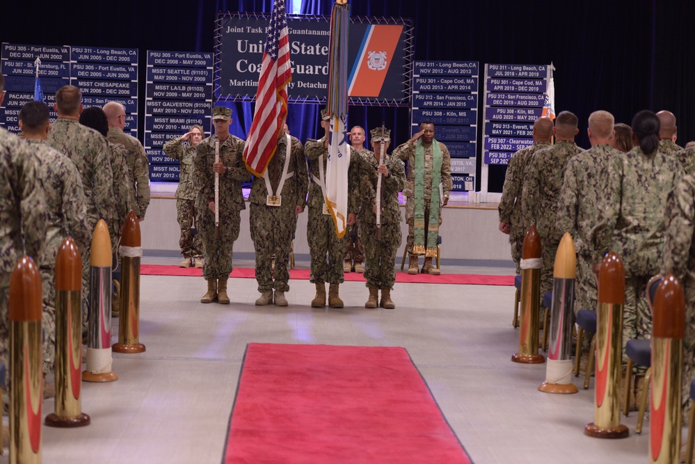 U S Coast Guard Port Security Unit Conducts A Casing Of The Colors