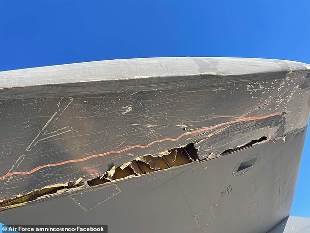 Us Air Force B 52 Sustains Amp 39 Significant Amp 39 Damage After Bomber Amp 39 S Right Wing Strikes Fence While