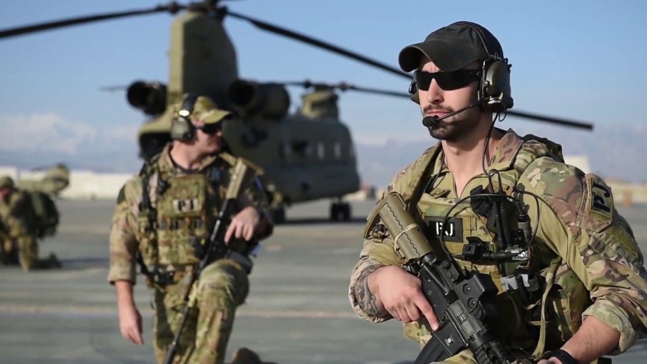 Usaf Pararescuemen Train In Afghanistan Air Force Pararescue Armed