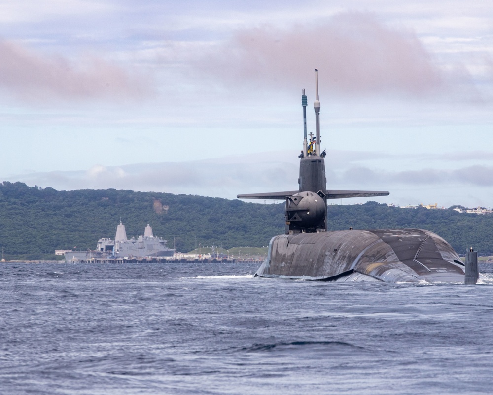 Uss Michigan Operates In 7Th Fleet Commander U S 7Th Fleet Display