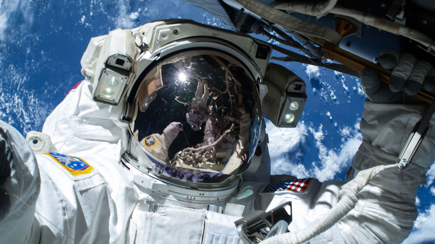 What It S Like To Become A Nasa Astronaut 10 Surprising Facts Space