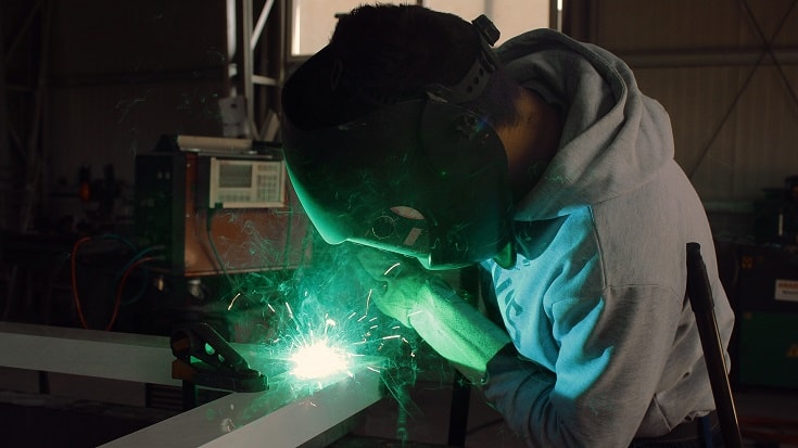 Where Do Welders Work